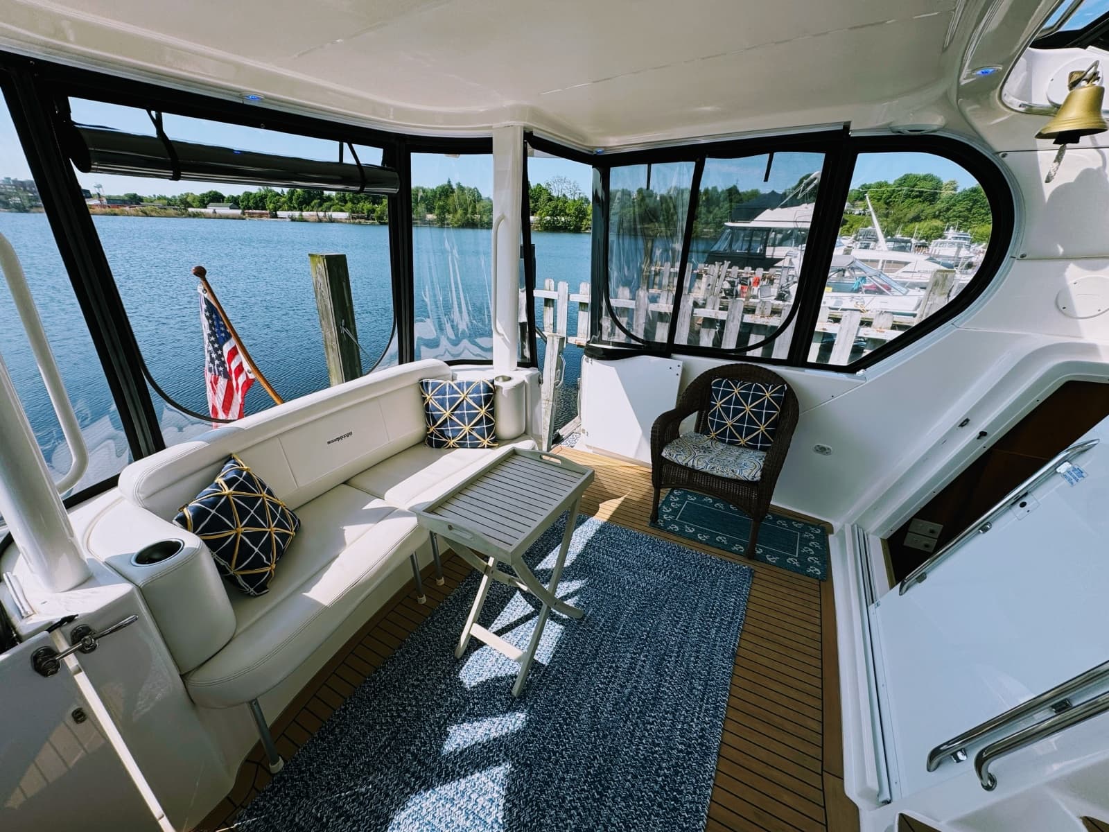 2002 Silverton 39 Motor Yacht - Photo 26