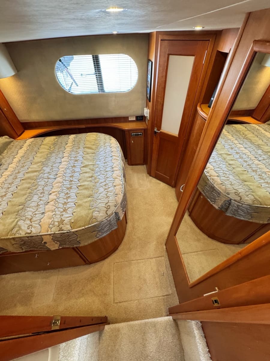 2002 Silverton 39 Motor Yacht - Photo 53