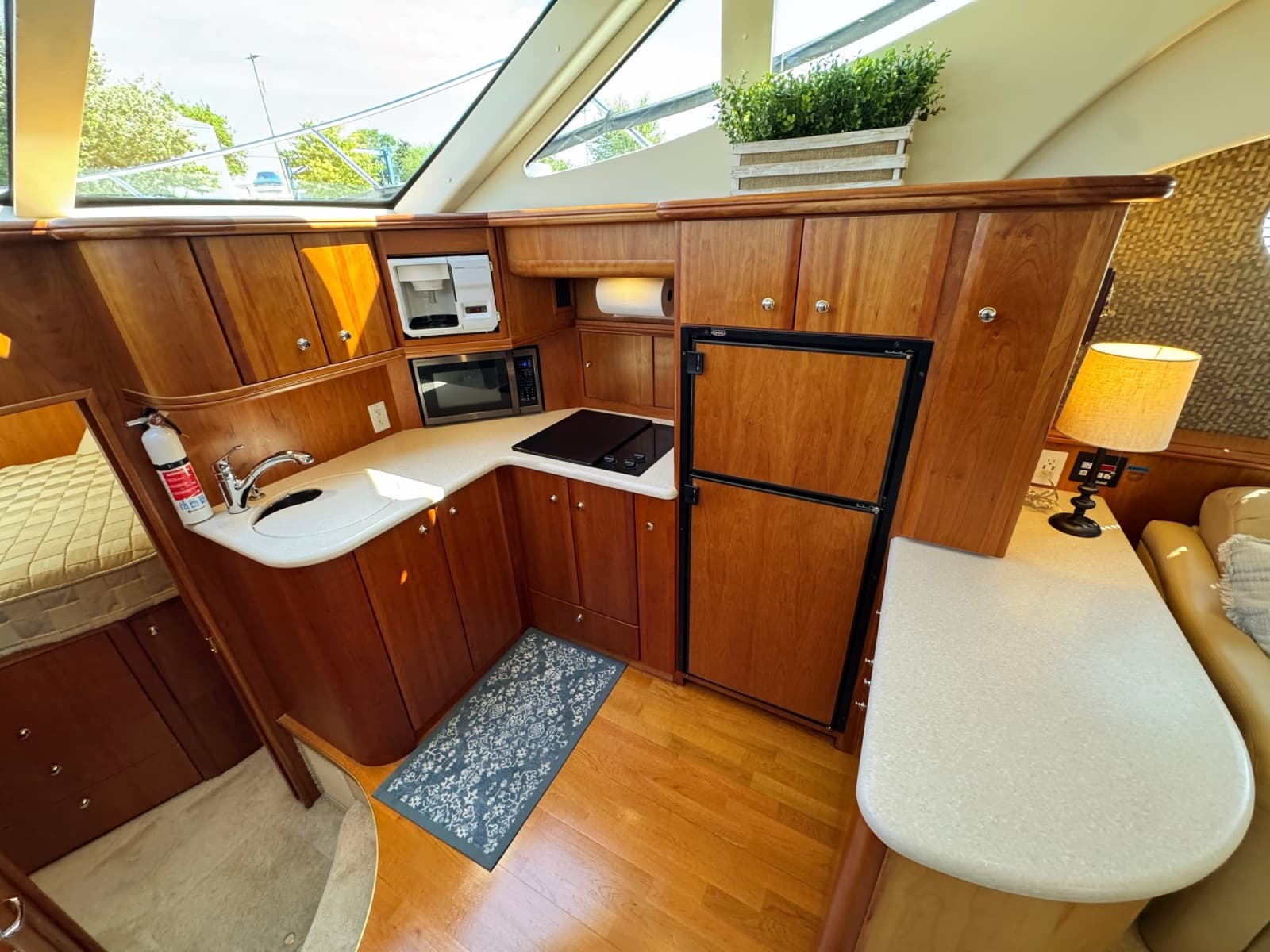 2002 Silverton 39 Motor Yacht - Photo 45