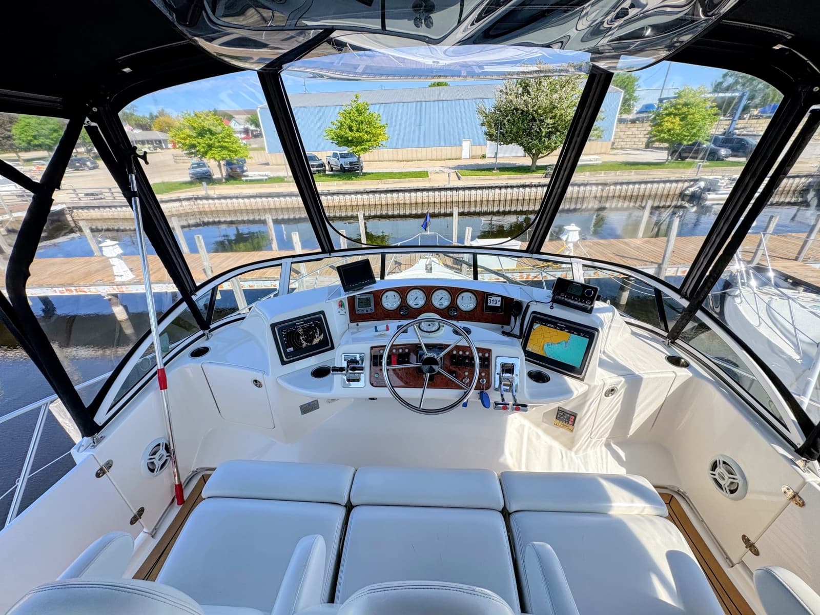 2002 Silverton 39 Motor Yacht - Photo 16