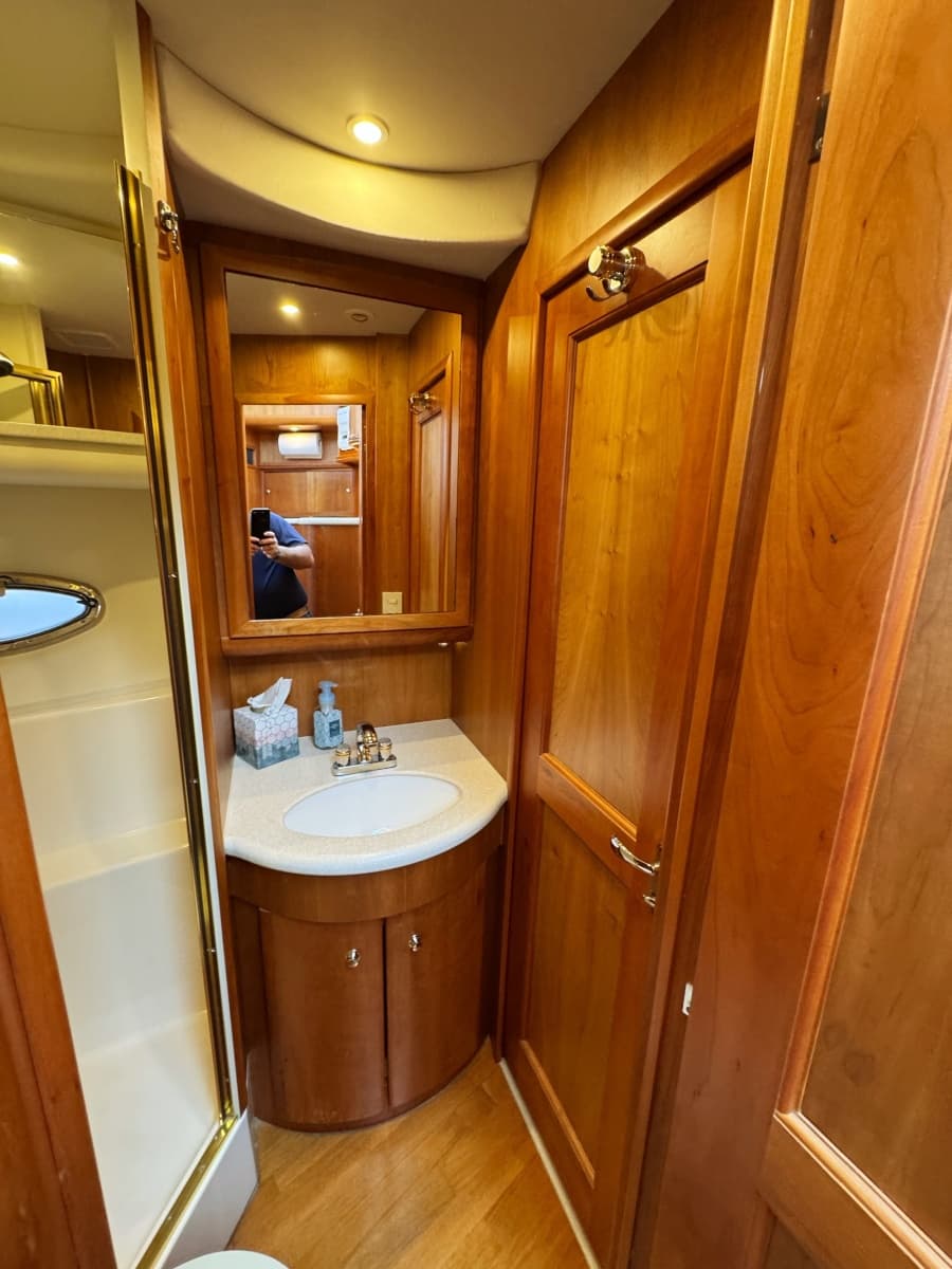 2002 Silverton 39 Motor Yacht - Photo 52