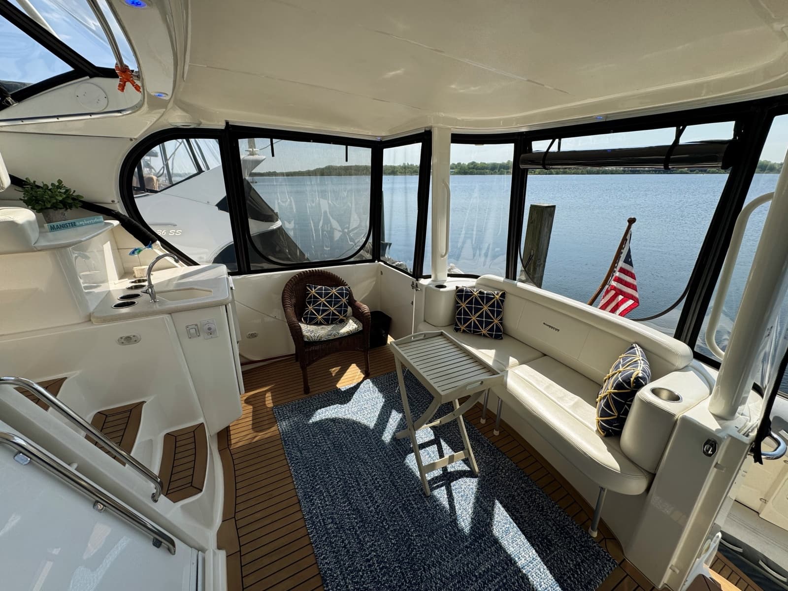 2002 Silverton 39 Motor Yacht - Photo 25