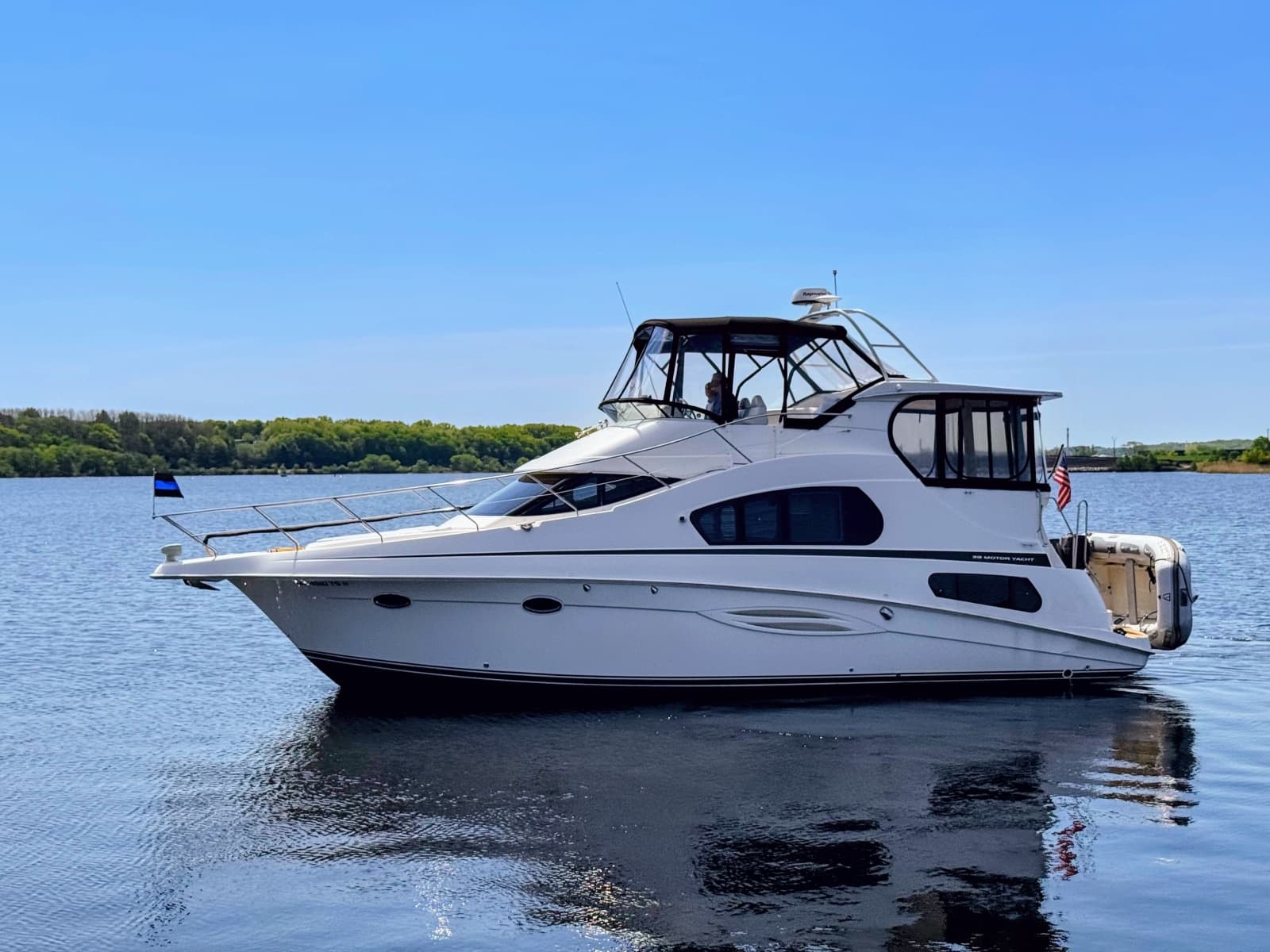 2002 Silverton 39 Motor Yacht - Photo 1