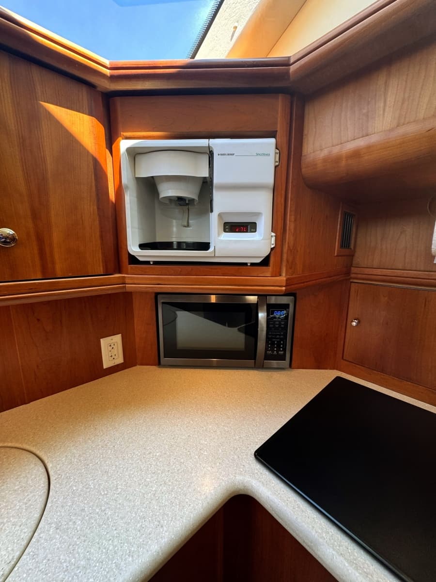 2002 Silverton 39 Motor Yacht - Photo 46
