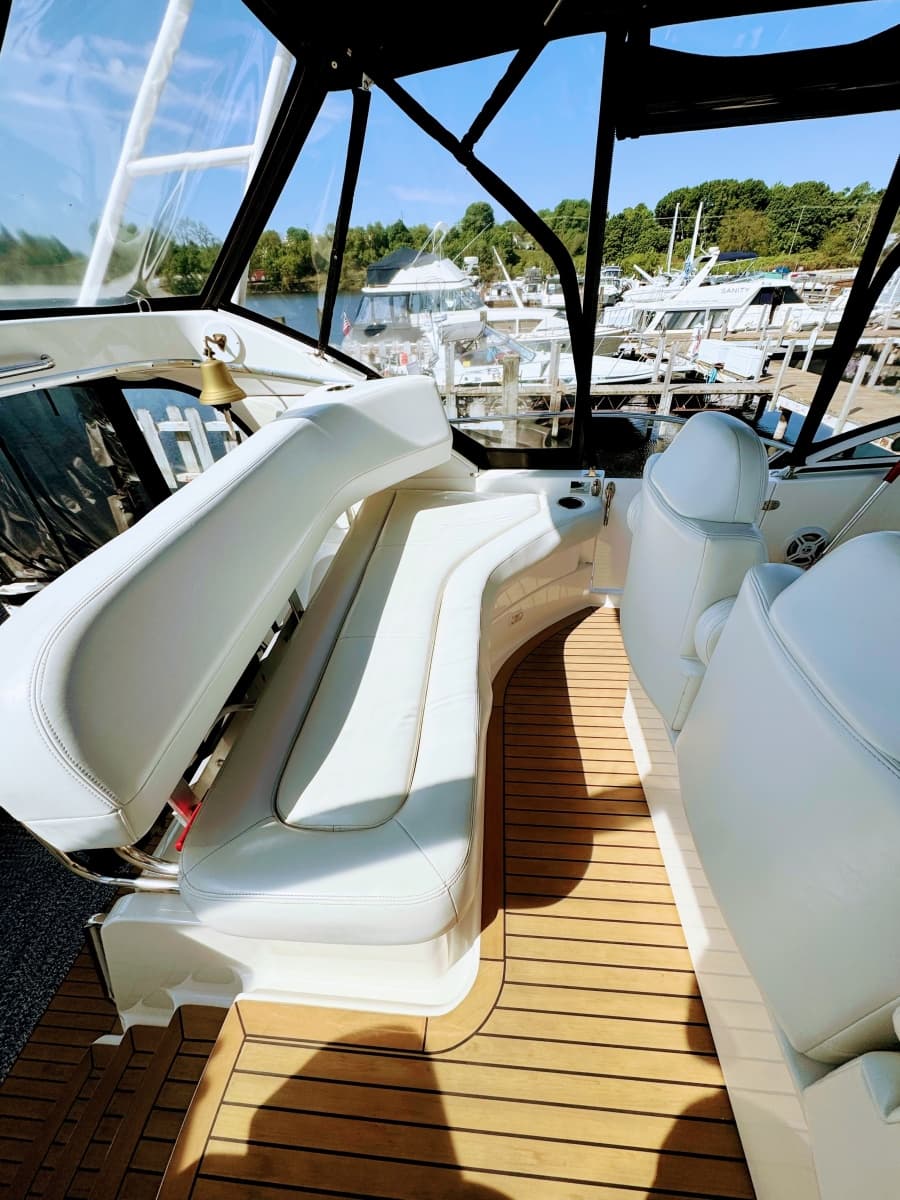 2002 Silverton 39 Motor Yacht - Photo 15