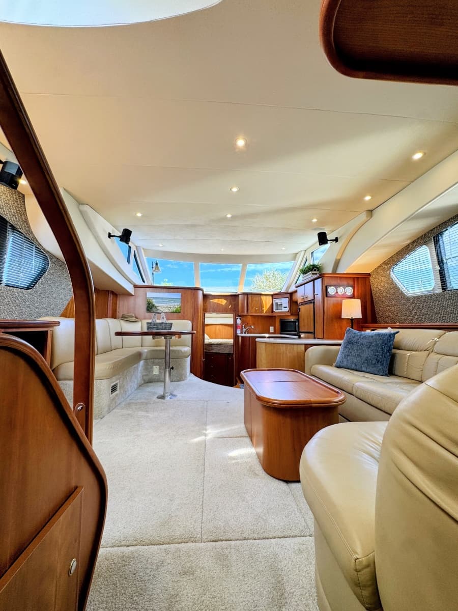 2002 Silverton 39 Motor Yacht - Photo 40