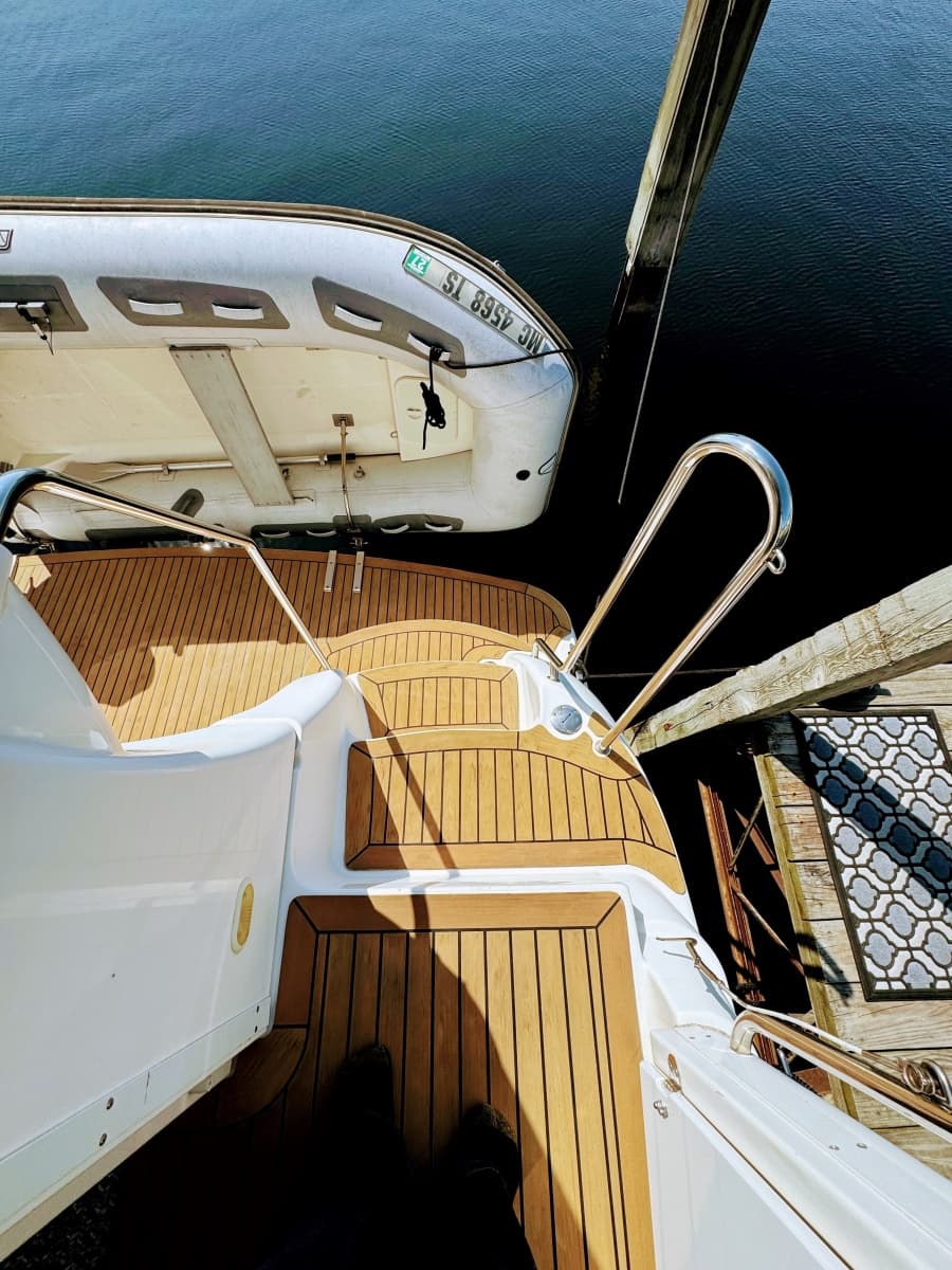 2002 Silverton 39 Motor Yacht - Photo 30