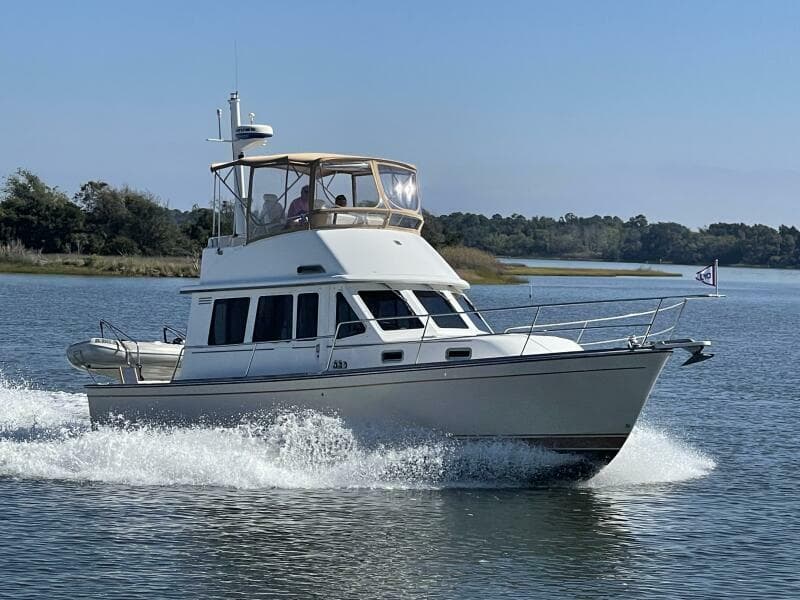 2004 Sabre Flybridge - Photo 2