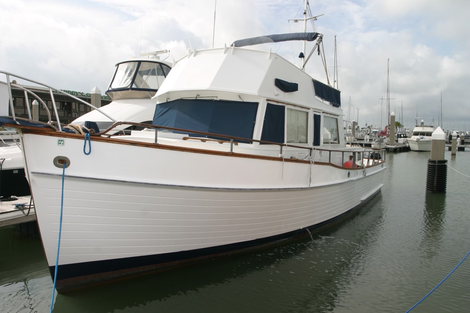 1979 Grand Banks Classic - Photo 2