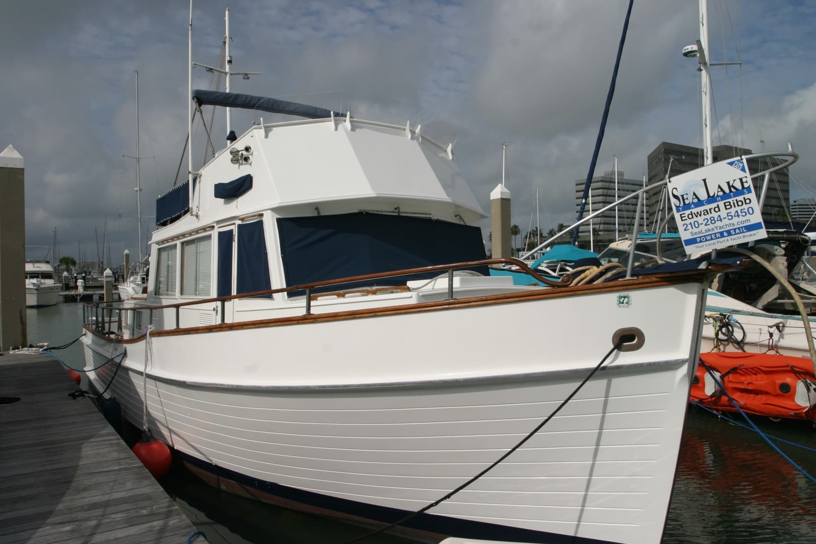 1979 Grand Banks Classic - Photo 1