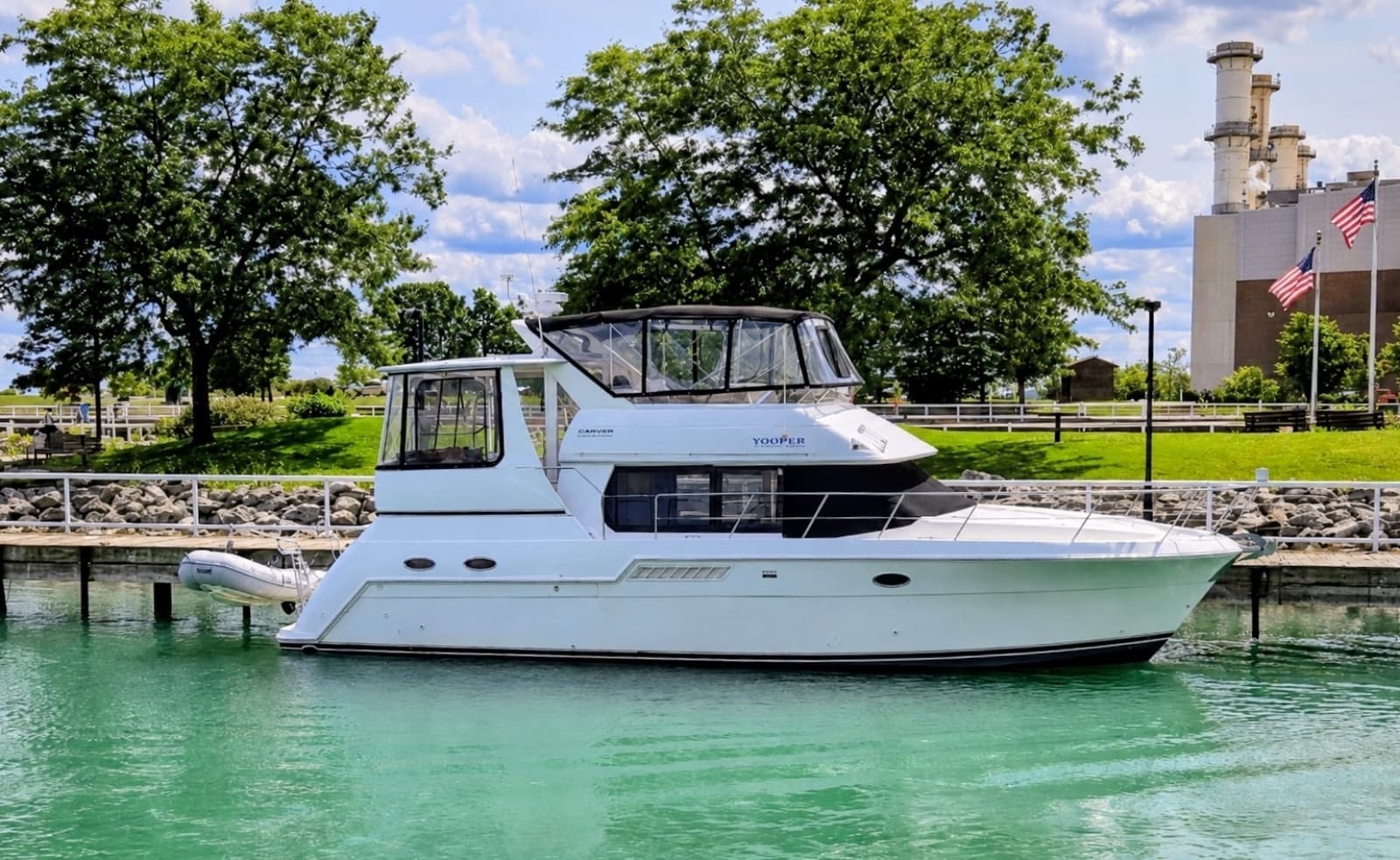 1999 Carver 406 Aft Cabin Motor Yacht - Photo 3