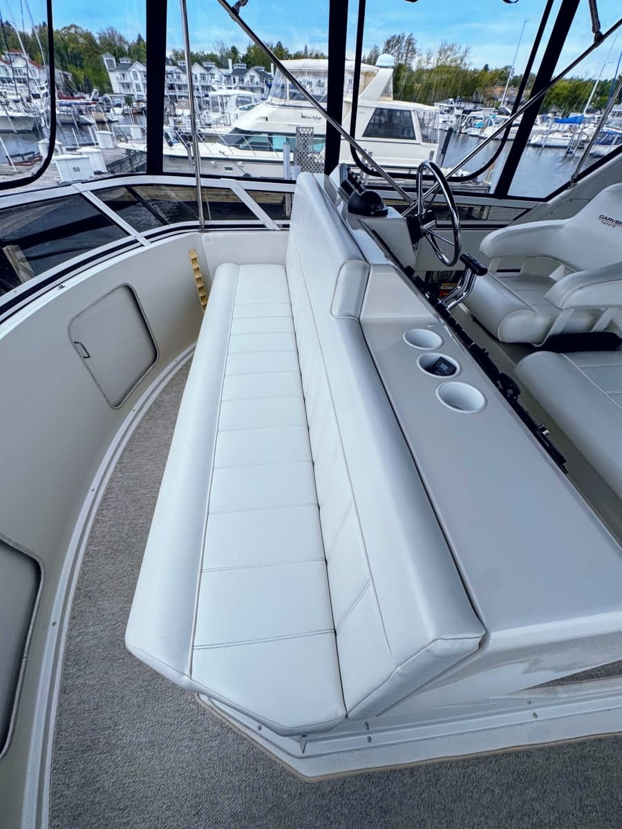 1999 Carver 406 Aft Cabin Motor Yacht - Photo 16