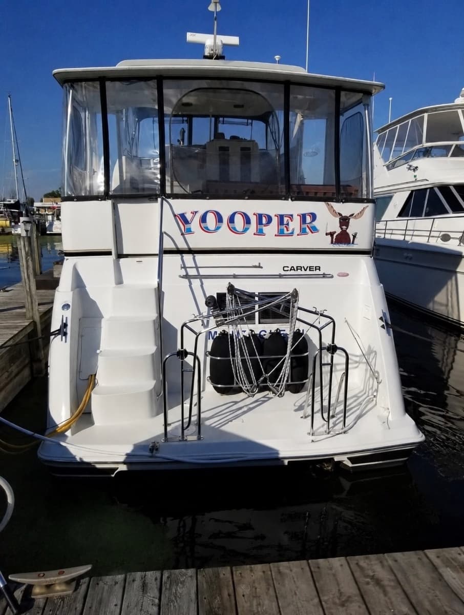 1999 Carver 406 Aft Cabin Motor Yacht - Photo 4
