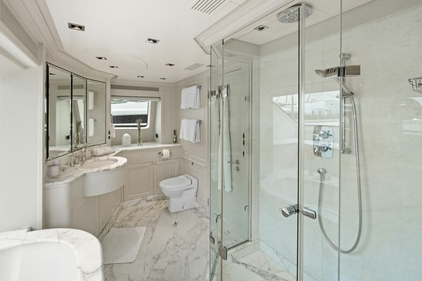 2008 Benetti 121 Classic - Photo 49