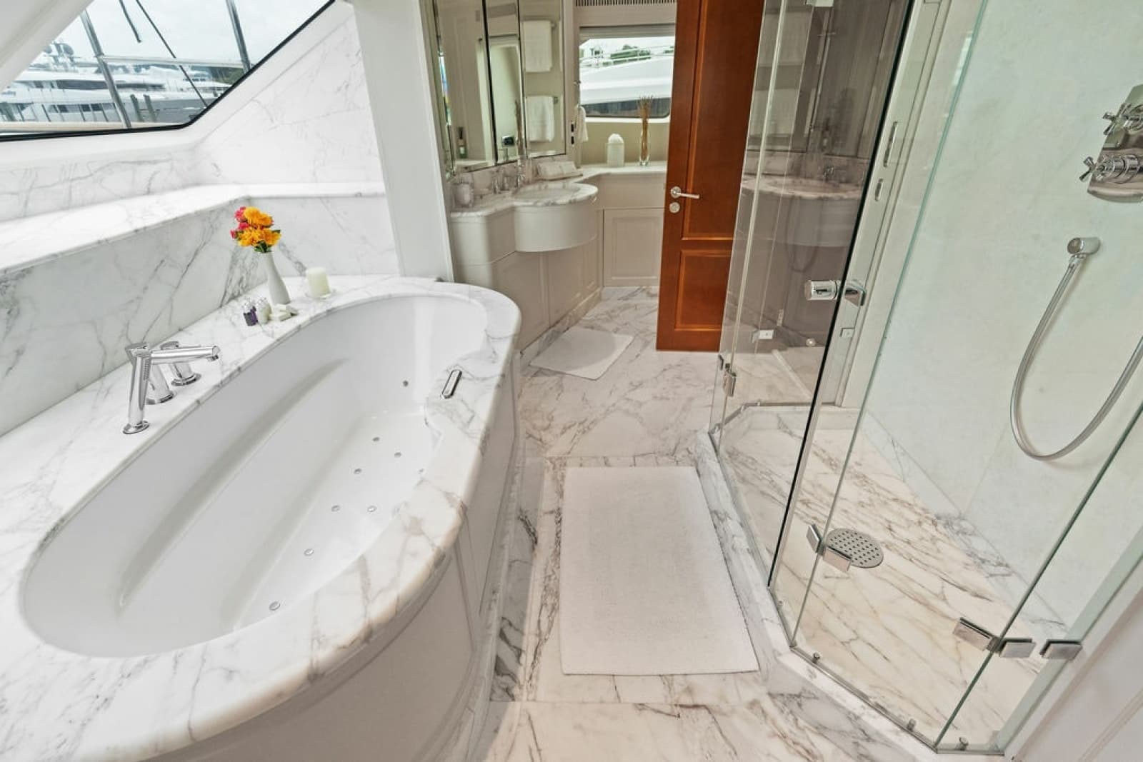 2008 Benetti 121 Classic - Photo 48