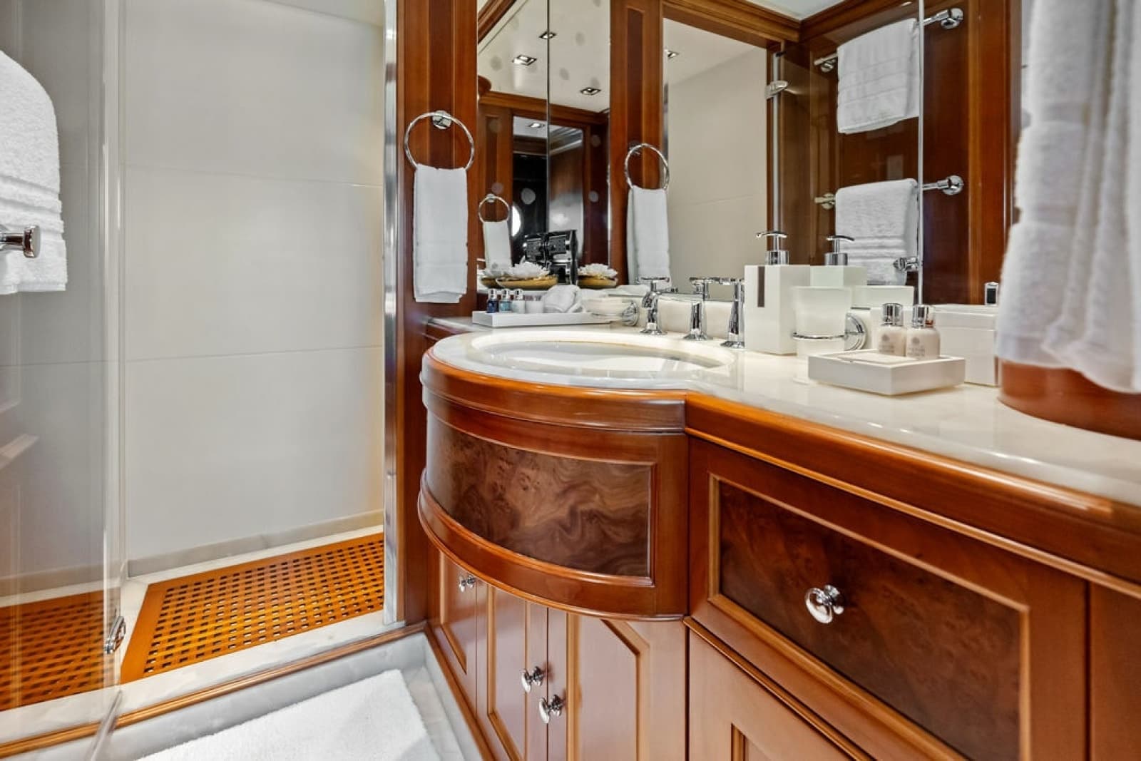 2008 Benetti 121 Classic - Photo 63