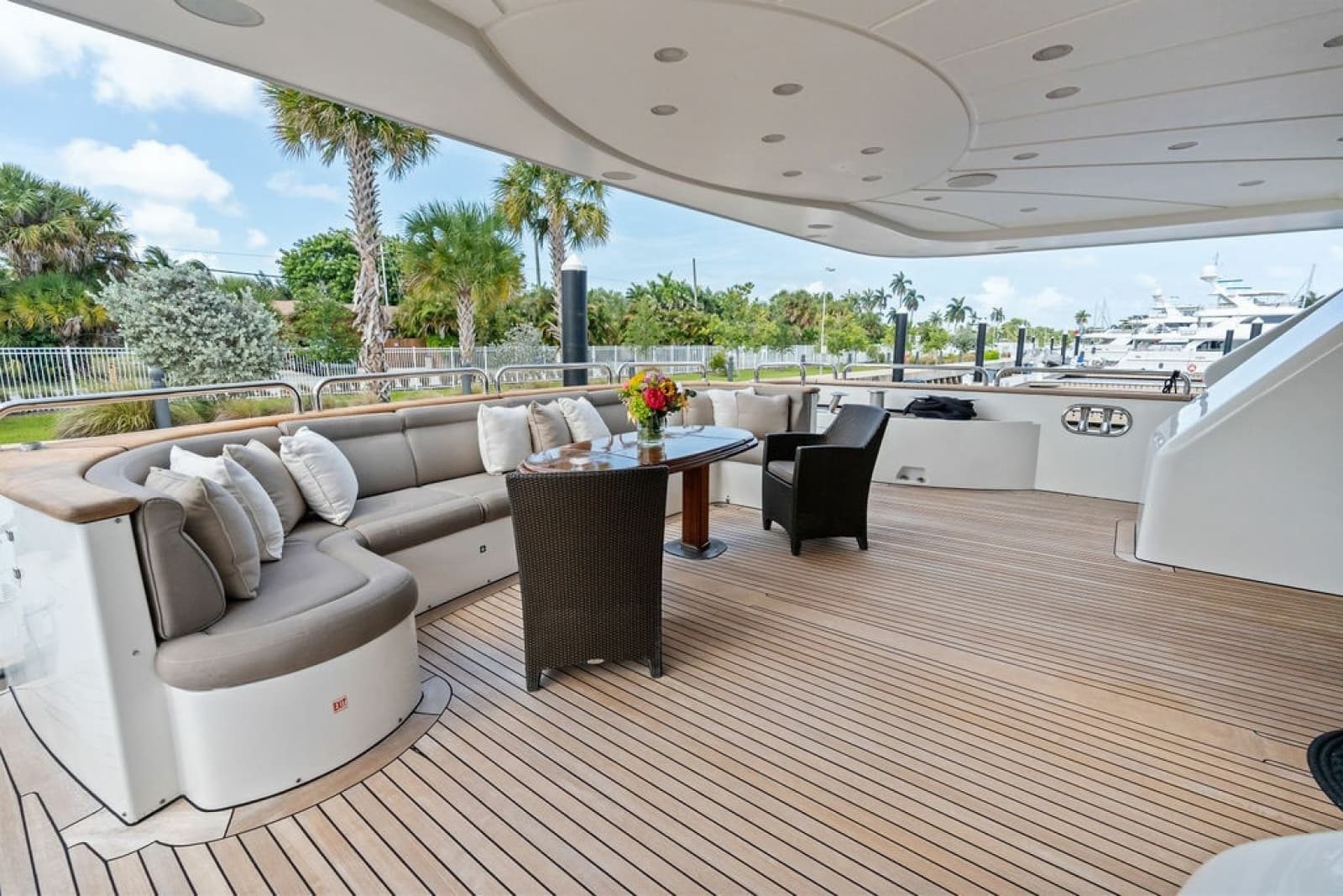 2008 Benetti 121 Classic - Photo 9