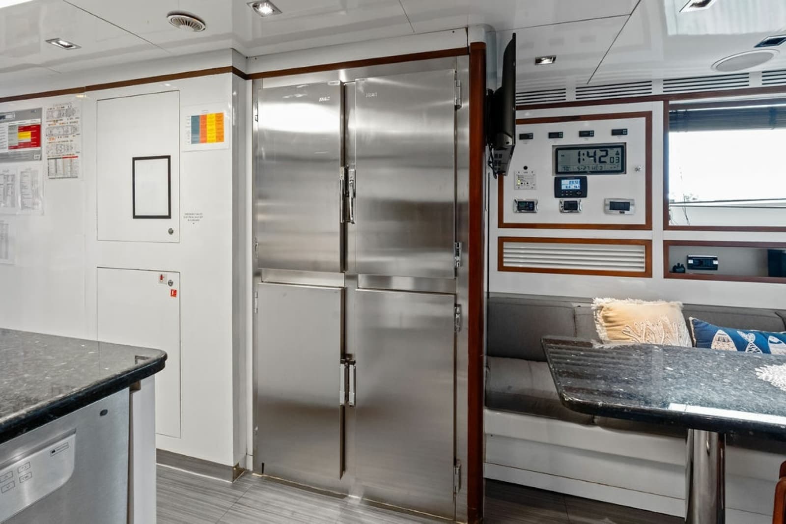 2008 Benetti 121 Classic - Photo 74