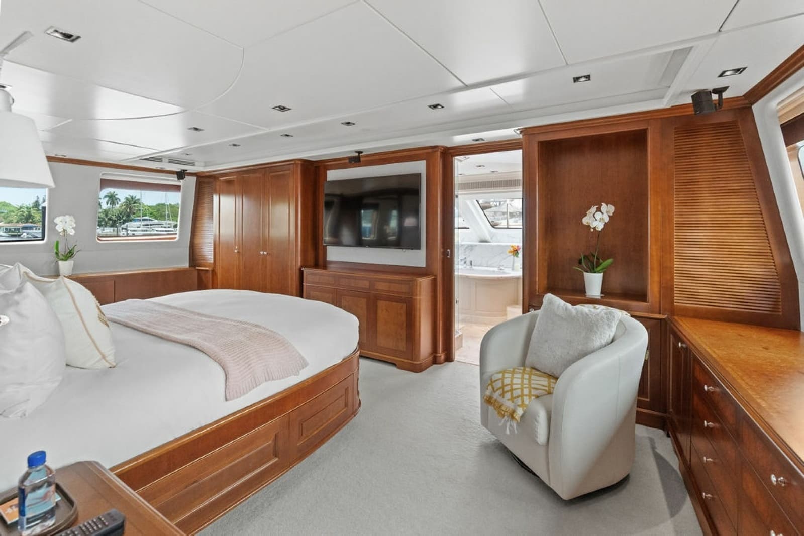 2008 Benetti 121 Classic - Photo 45