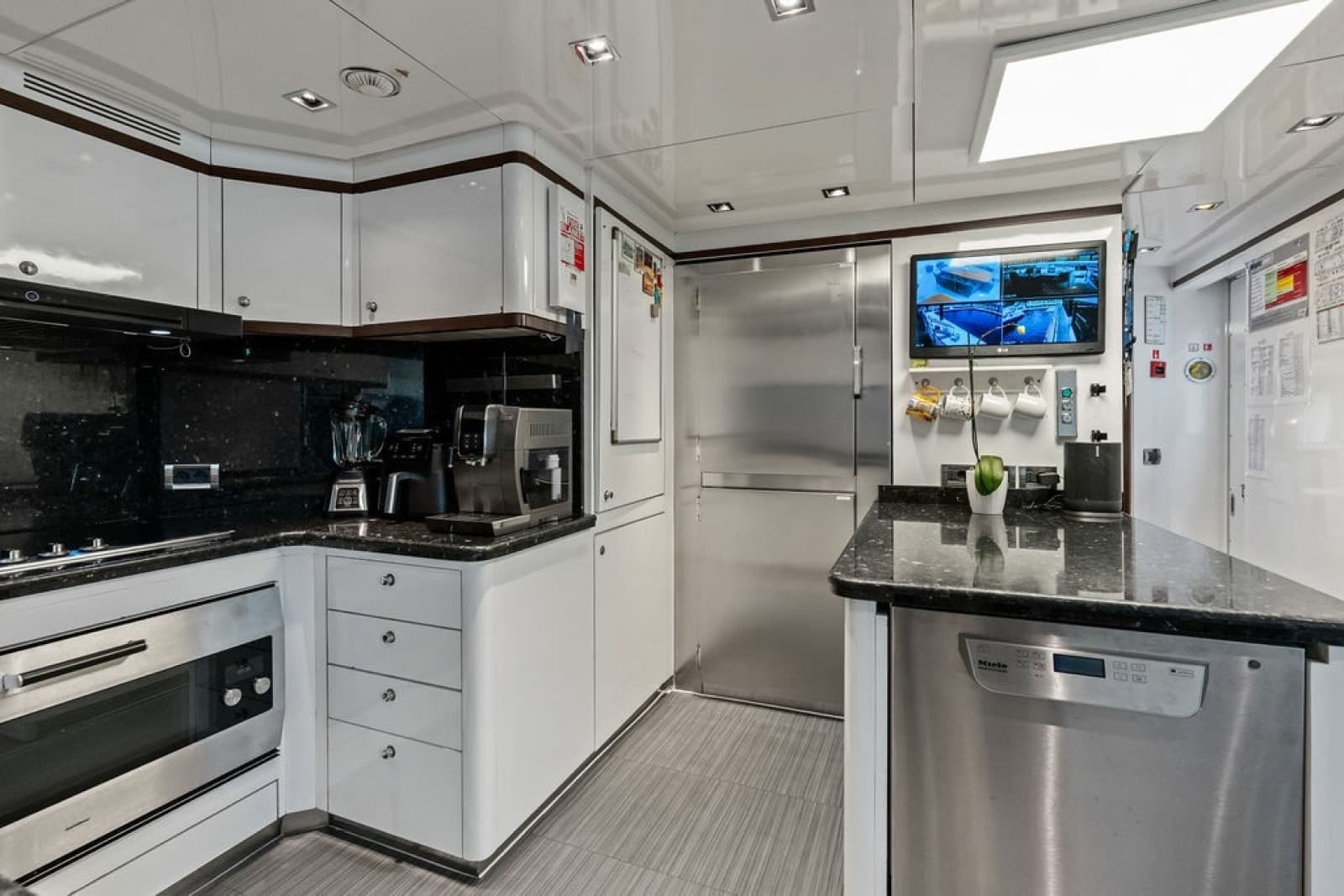 2008 Benetti 121 Classic - Photo 77