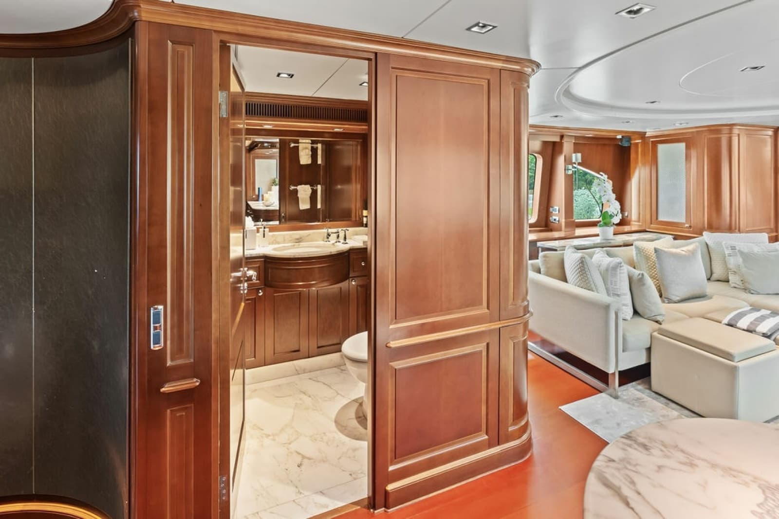 2008 Benetti 121 Classic - Photo 31