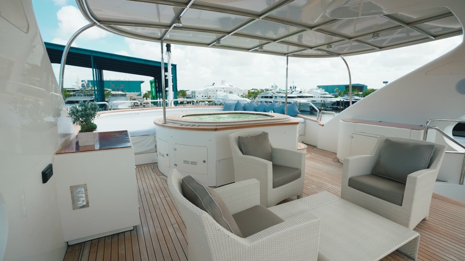 2008 Benetti 121 Classic - Photo 19