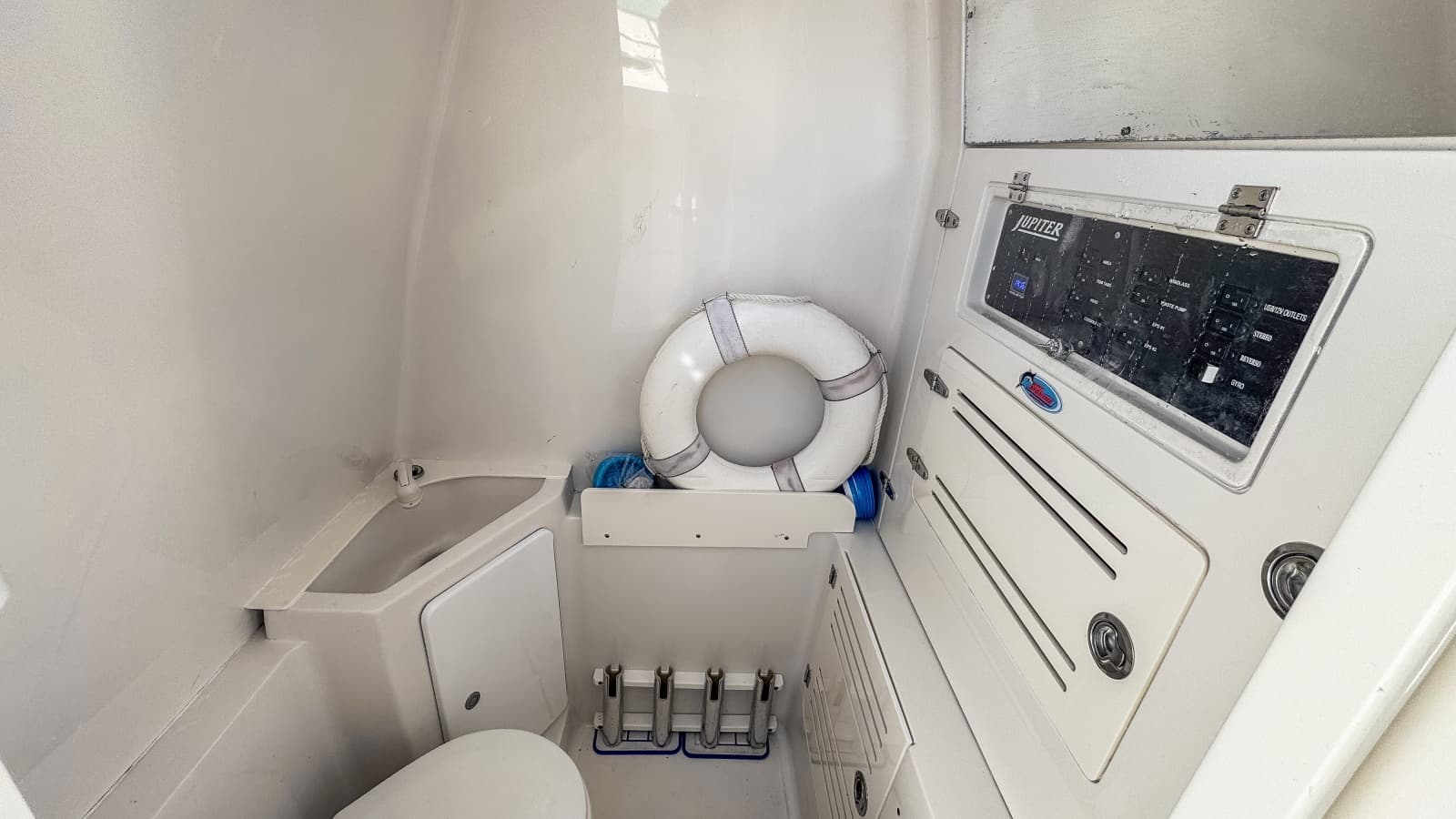 2019 Jupiter 38 HFS - Photo 57