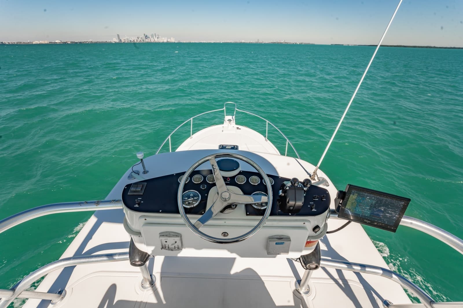 2004 Luhrs 320 Open - Photo 29