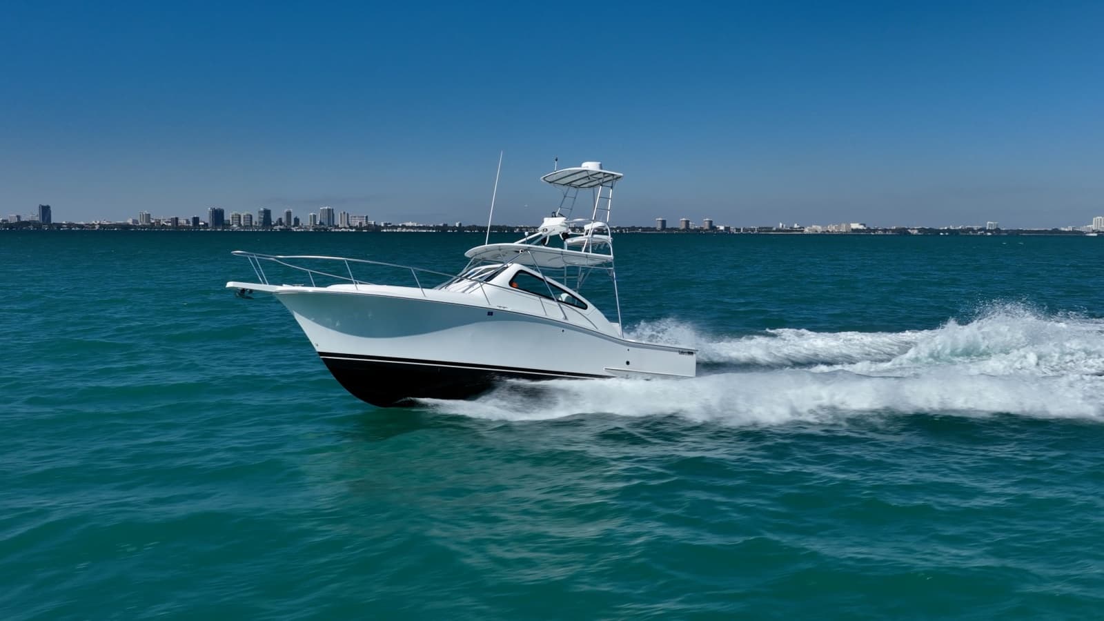 2004 Luhrs 320 Open - Photo 58