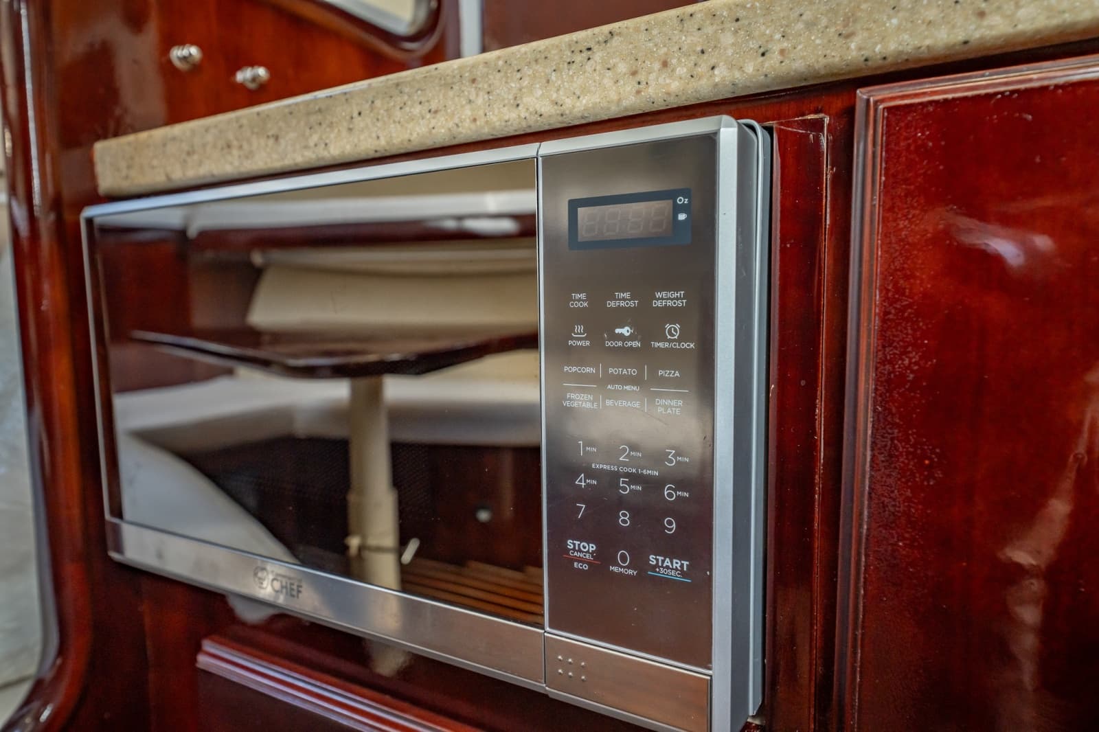 2004 Luhrs 320 Open - Photo 42