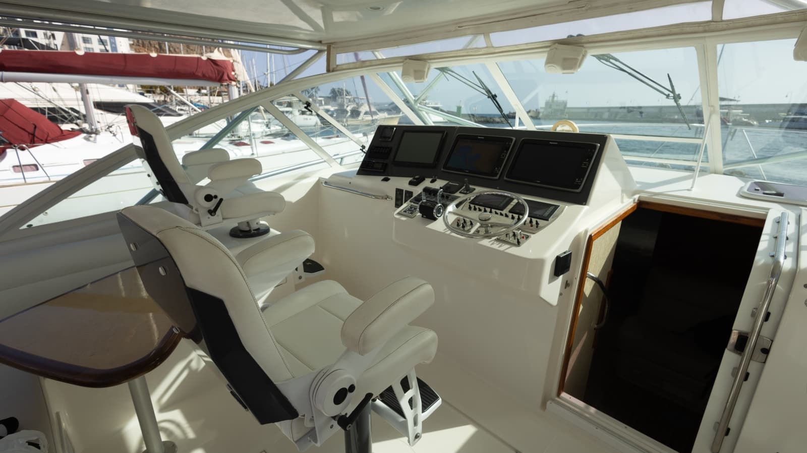 2005 Cabo 40 Hardtop Express - Photo 16