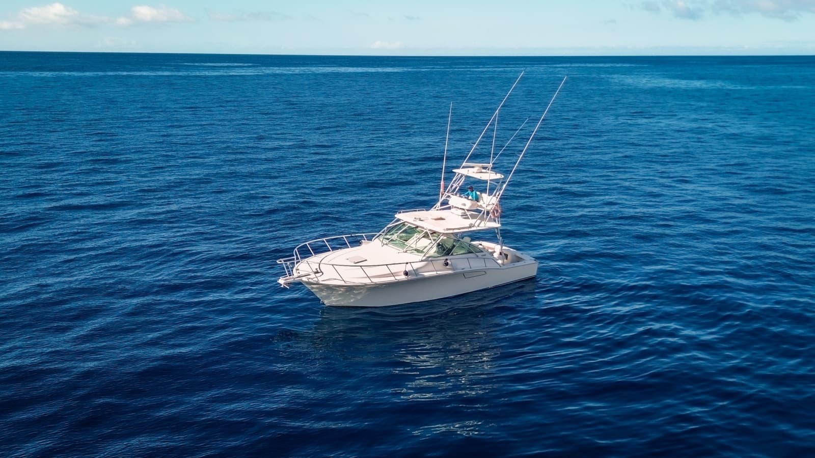 2005 Cabo 40 Hardtop Express - Photo 8