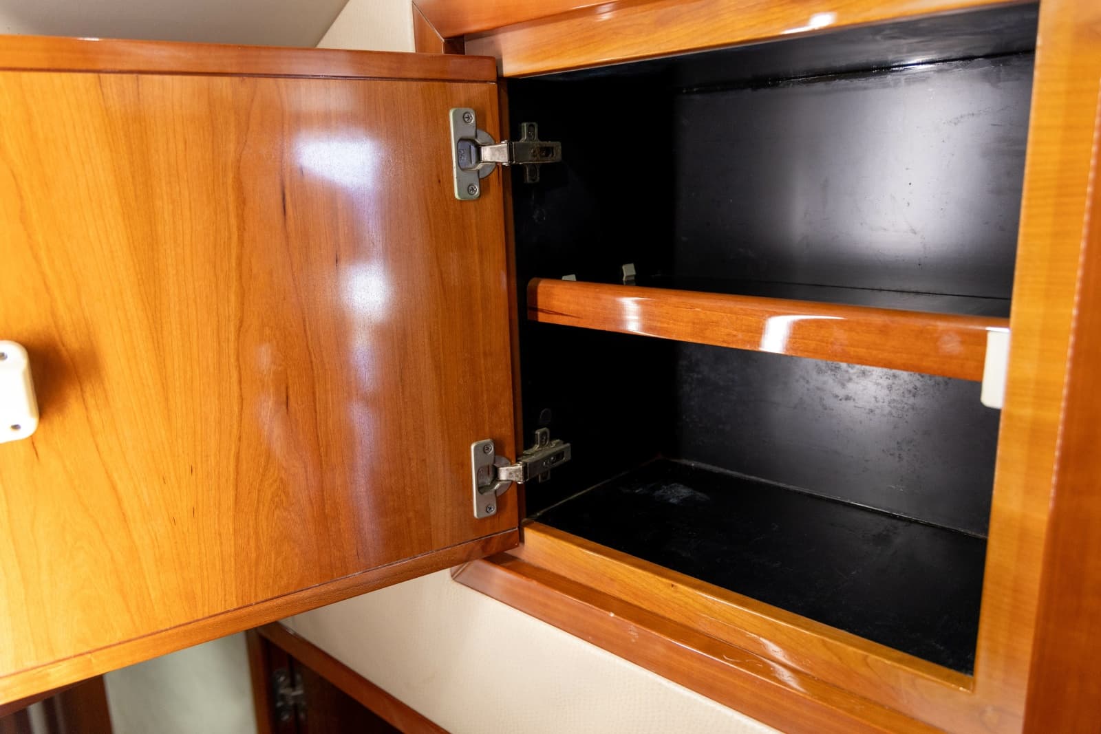 2006 Bertram 510 Convertible - Photo 51