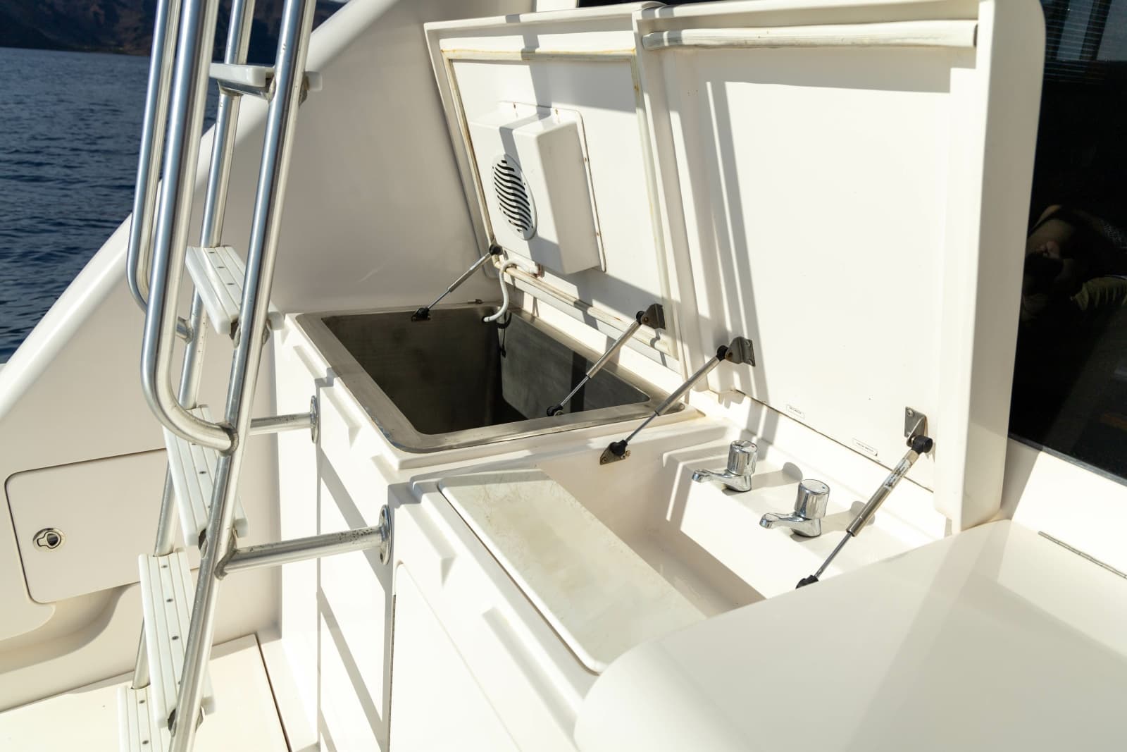2006 Bertram 510 Convertible - Photo 21