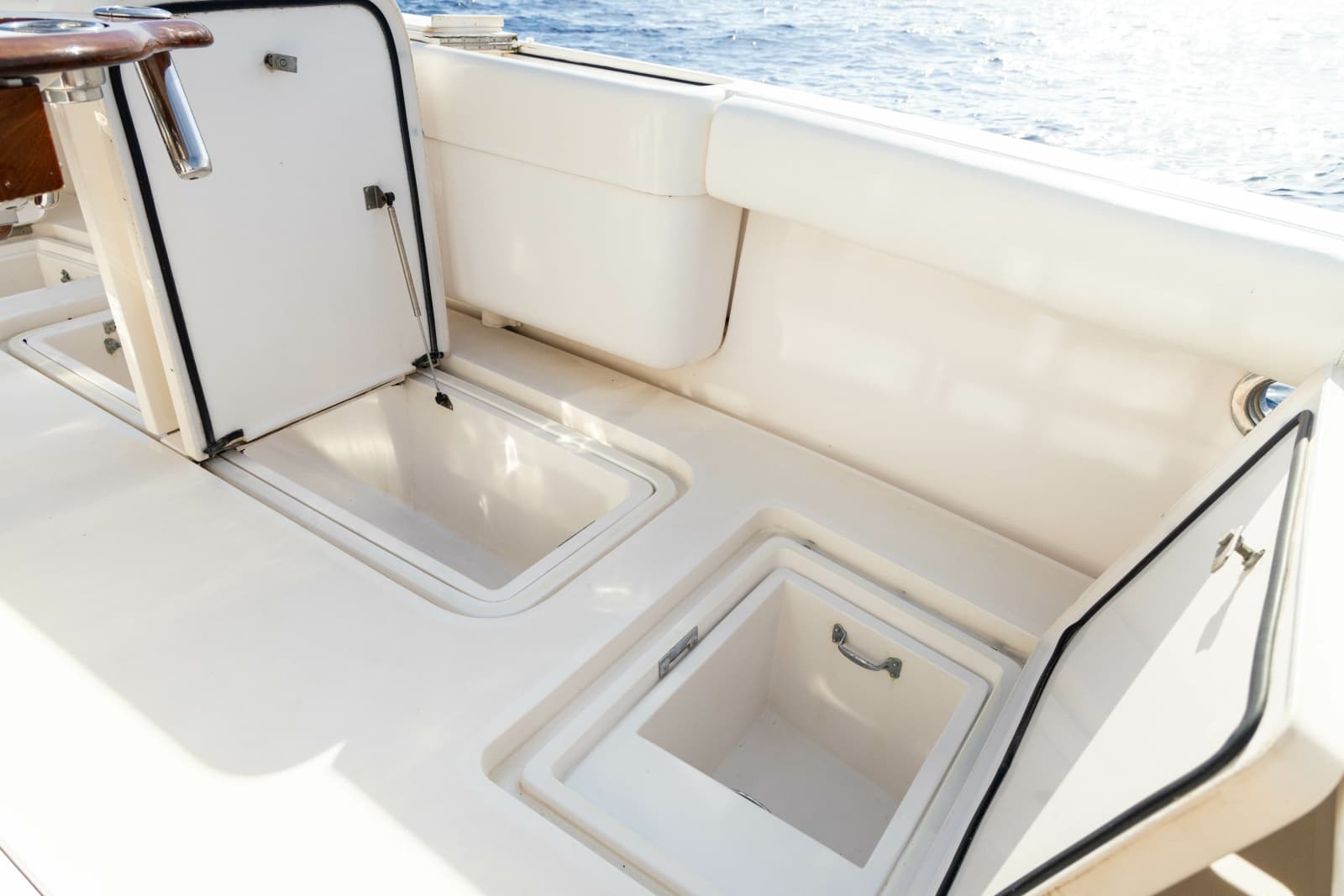 2006 Bertram 510 Convertible - Photo 19