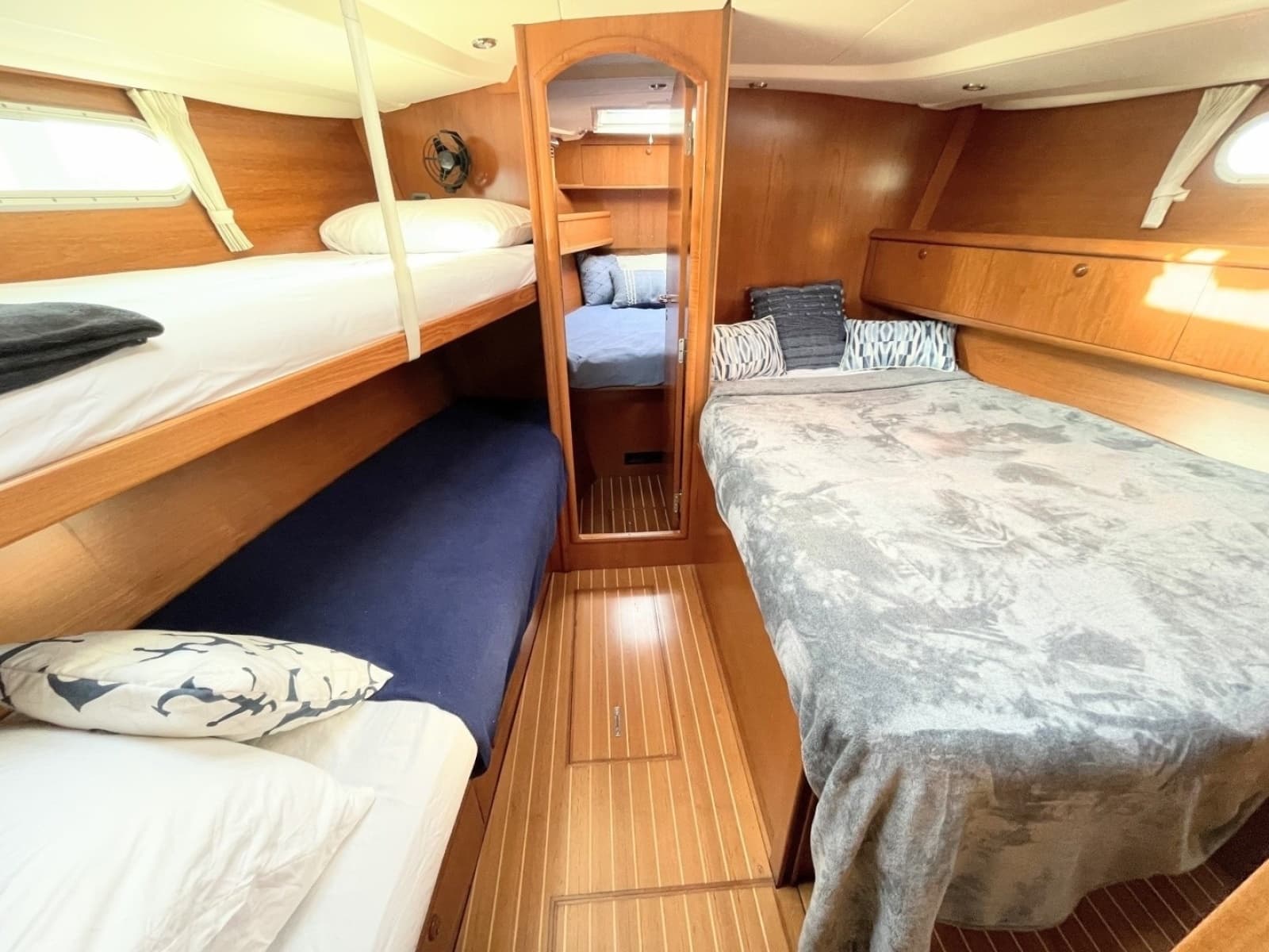 2007 Jeanneau Sun Odyssey 54 DS - Photo 23