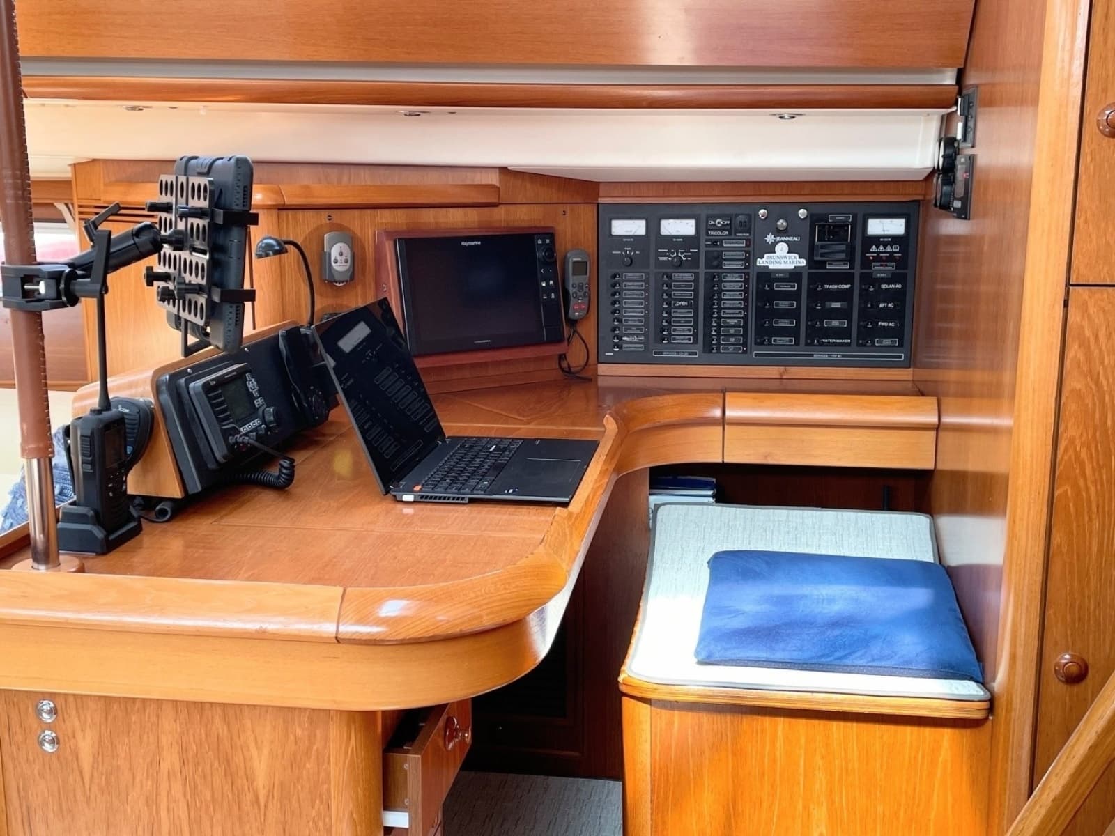 2007 Jeanneau Sun Odyssey 54 DS - Photo 16