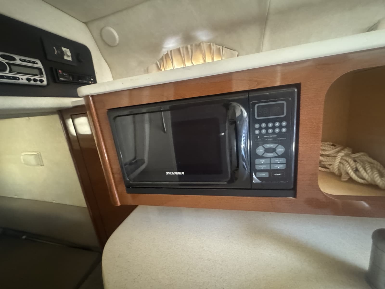 2008 Sea Ray Sundancer 260 - Photo 35