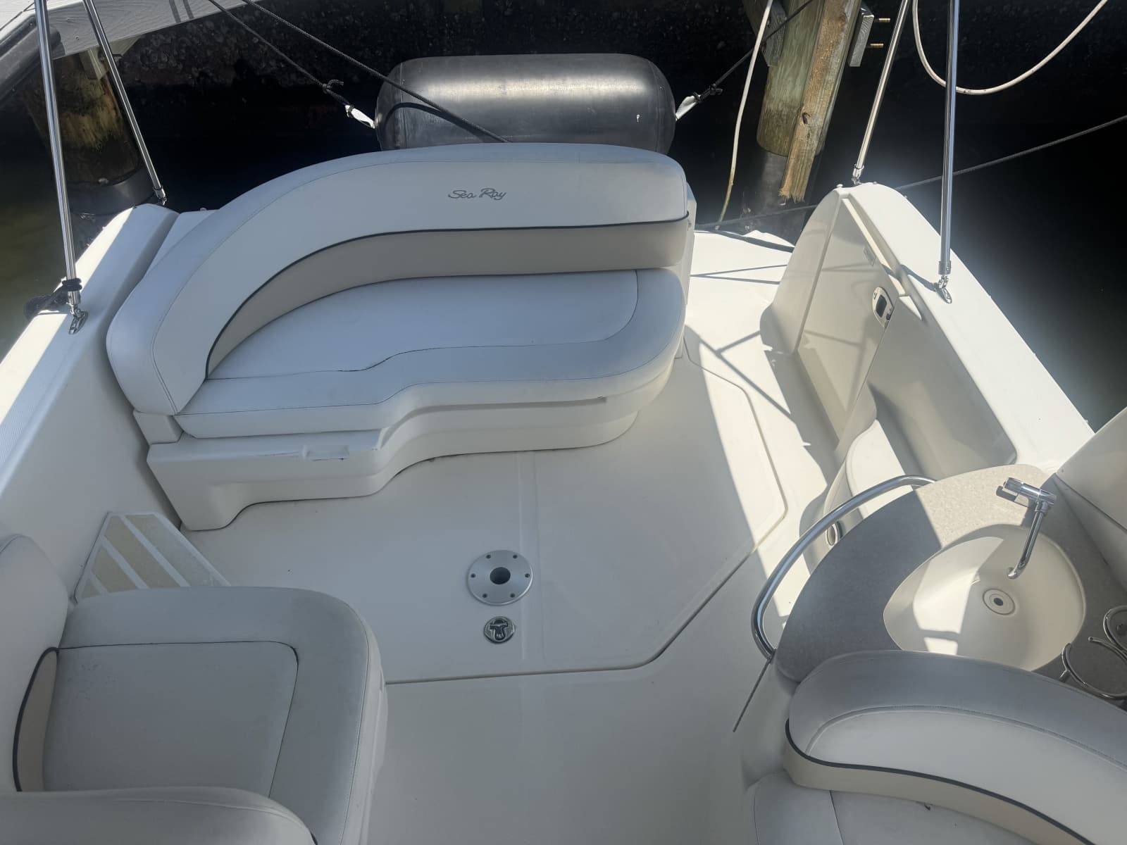 2008 Sea Ray Sundancer 260 - Photo 27