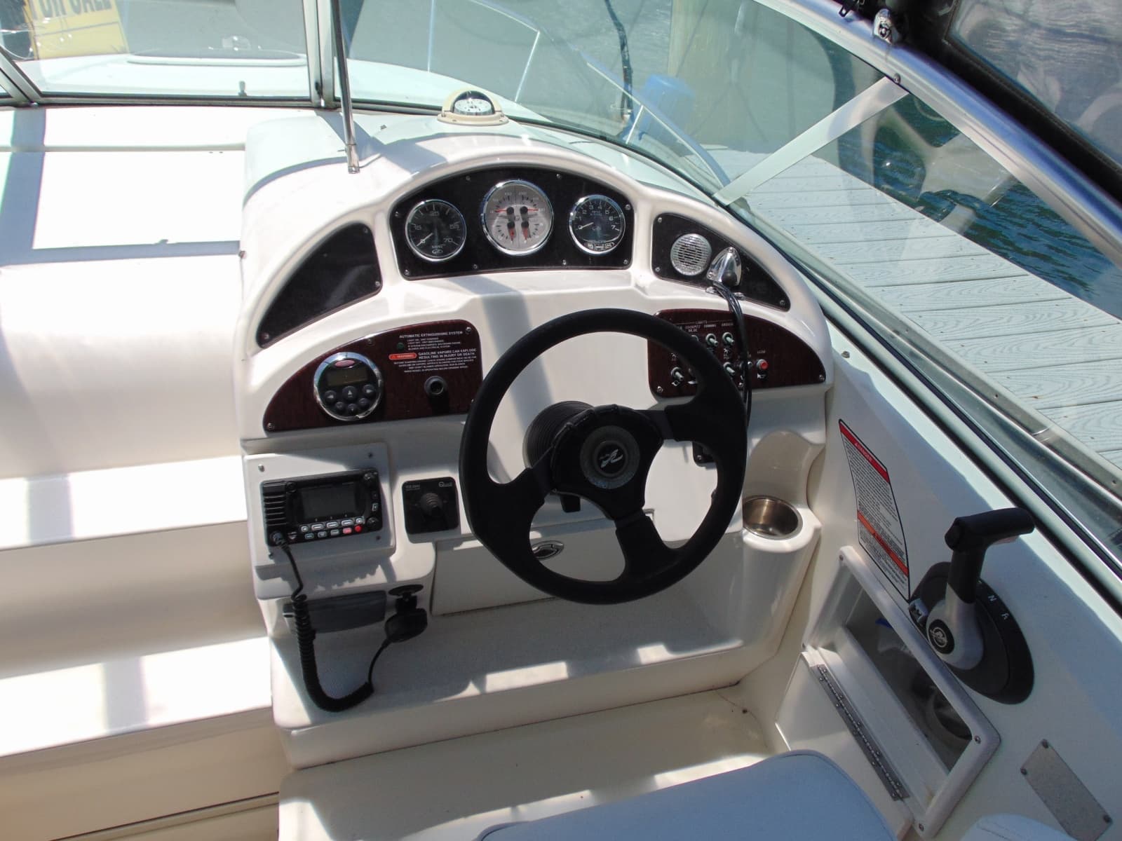 2008 Sea Ray Sundancer 260 - Photo 10