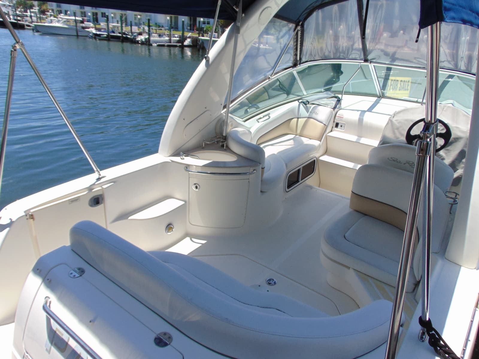 2008 Sea Ray Sundancer 260 - Photo 7