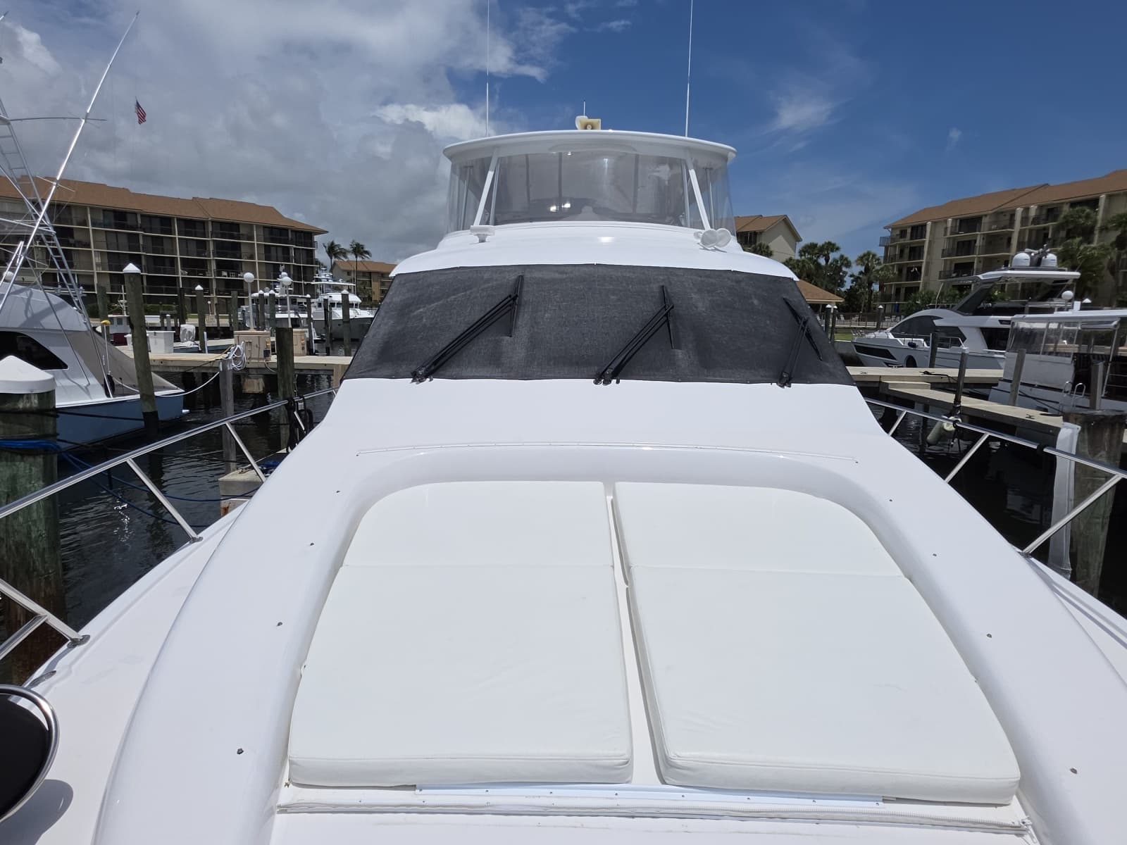 2008 Hatteras  - Photo 10