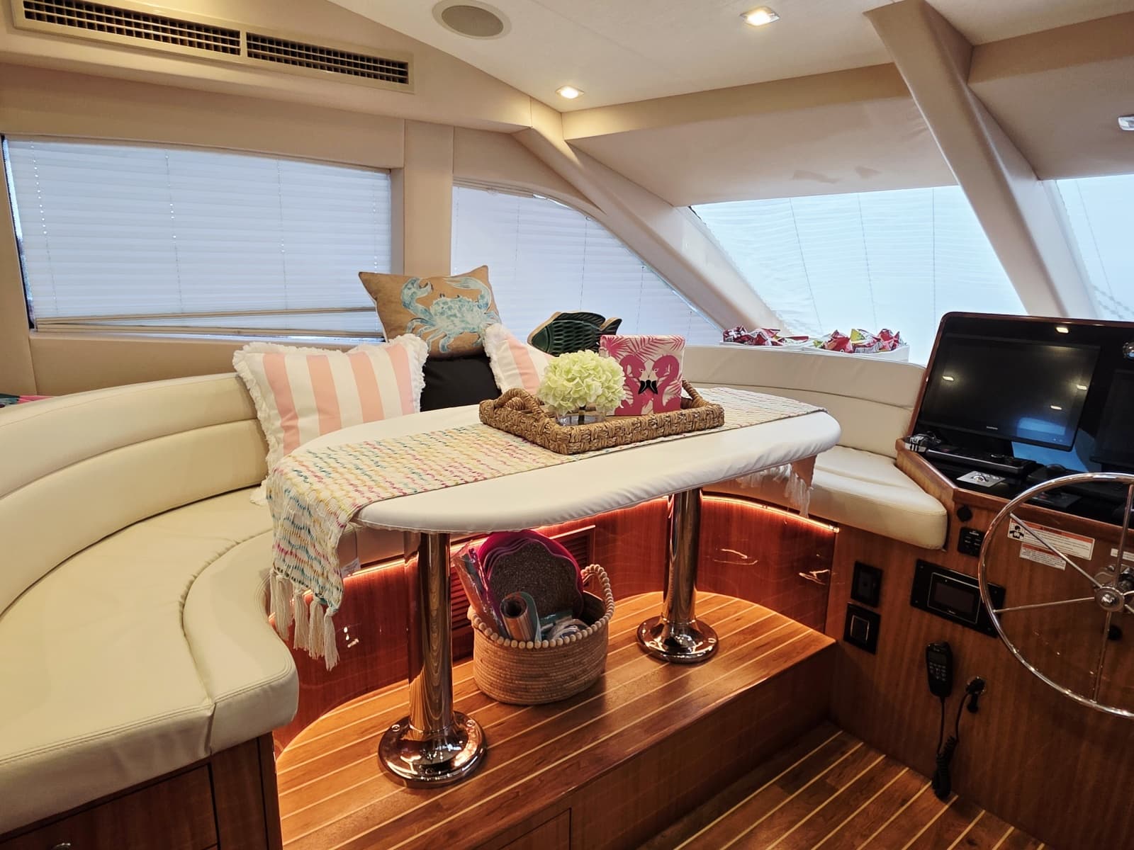 2008 Hatteras  - Photo 45
