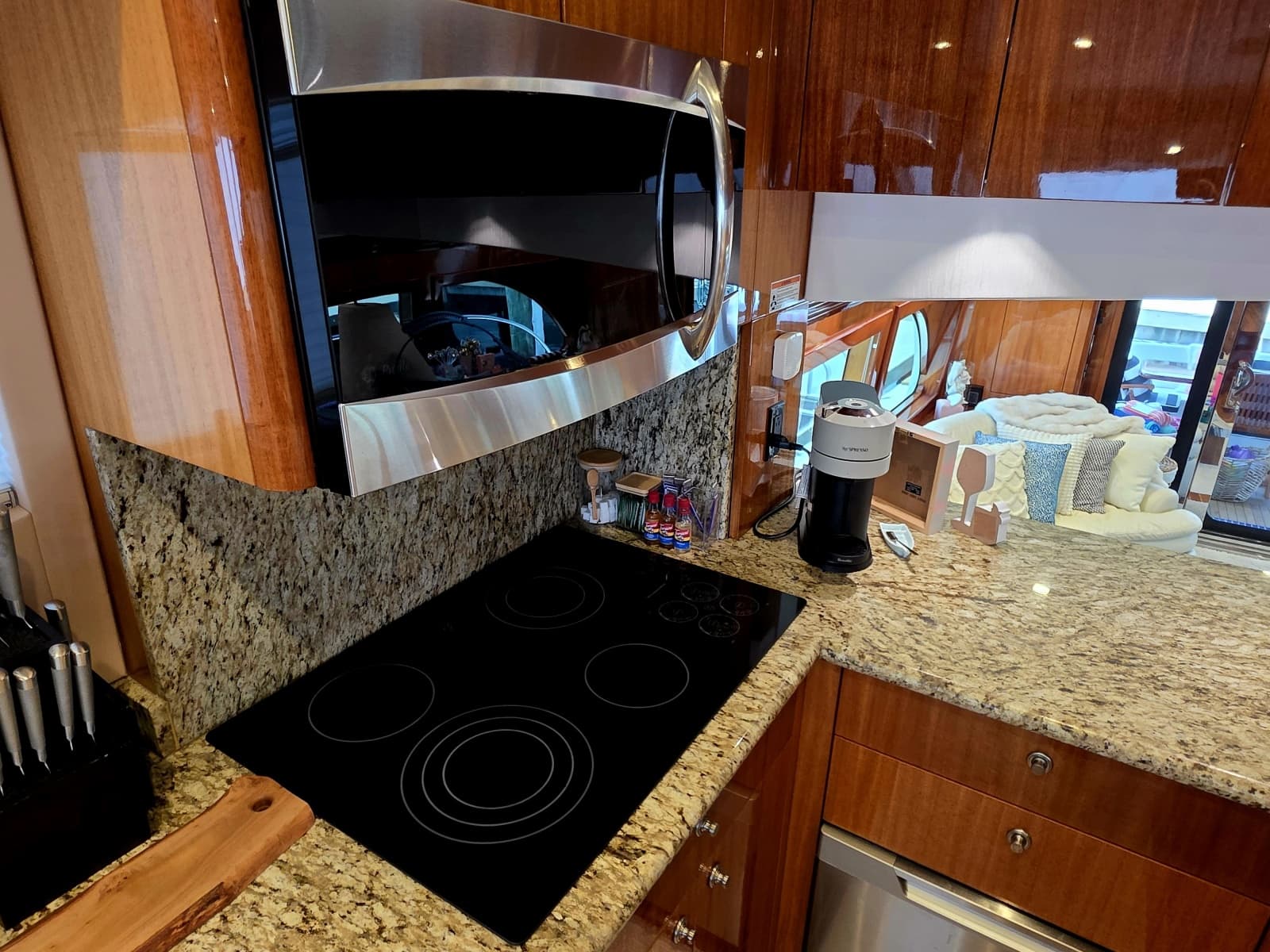 2008 Hatteras  - Photo 16