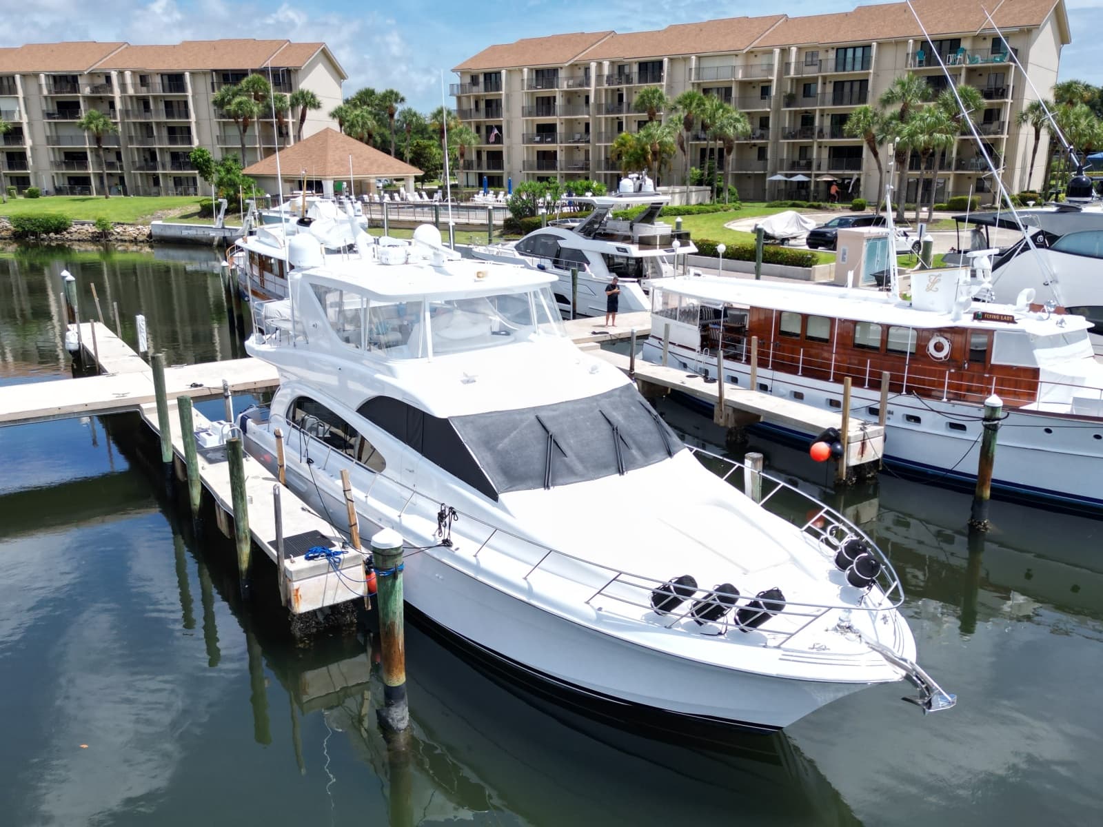 2008 Hatteras  - Photo 4