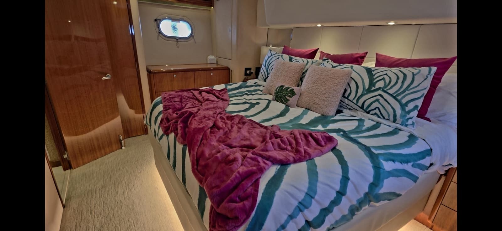 2008 Hatteras  - Photo 27