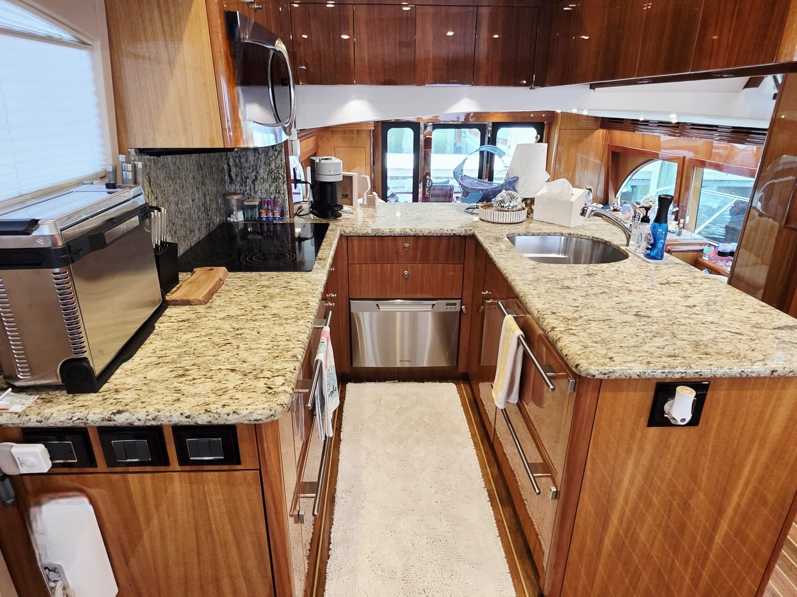 2008 Hatteras  - Photo 15