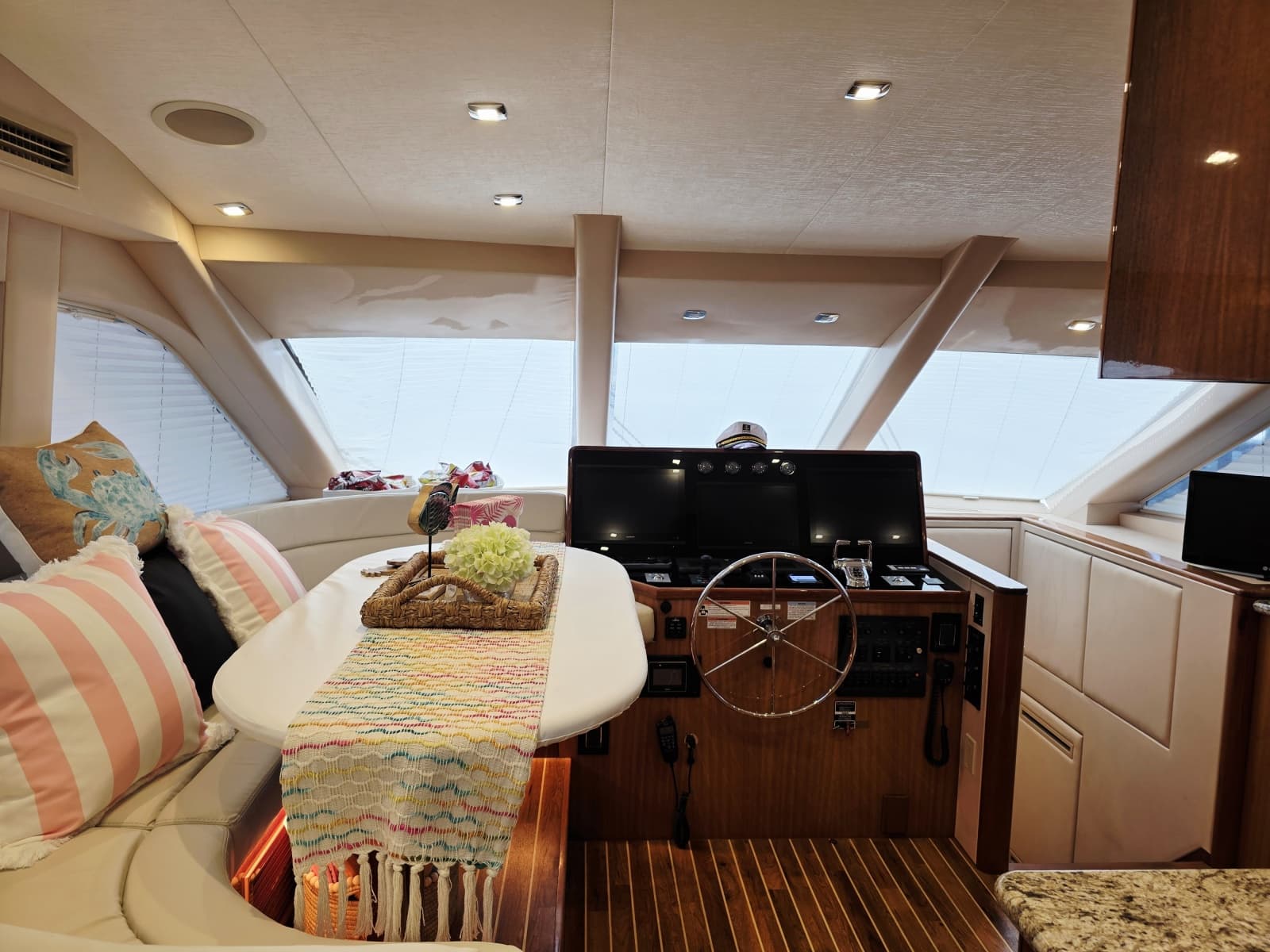 2008 Hatteras  - Photo 43