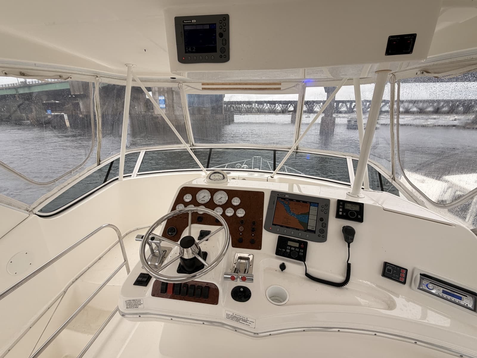 2006 Silverton 38 Convertible - Photo 6
