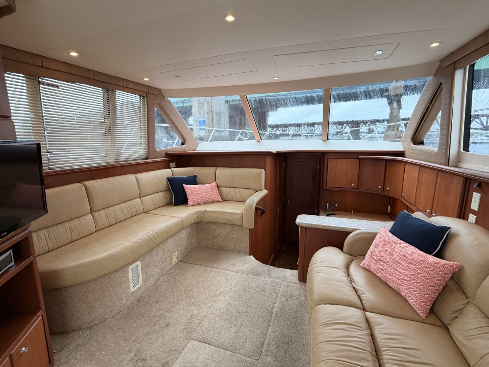 2006 Silverton 38 Convertible - Photo 20